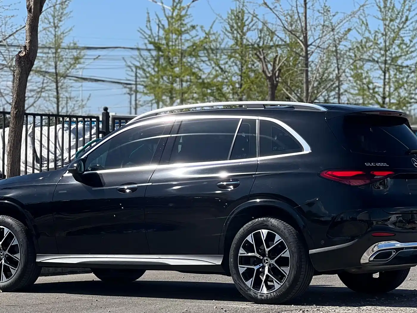 Mercedes-Benz GLC 2024 GLC 260 L 4MATIC Luxury 5-seater фото 4