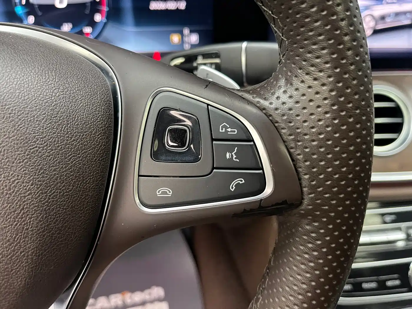 Mercedes-Benz E-Class 2017 E 300 L Luxury фото 20
