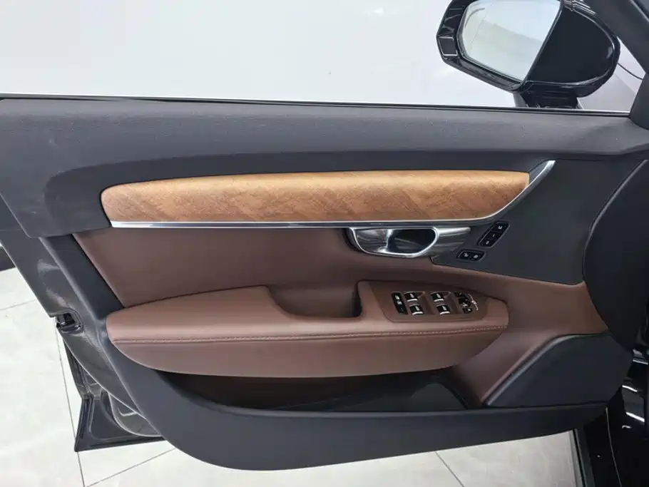 Volvo S90 2025 2025 B5 Zhiyi Luxury Edition