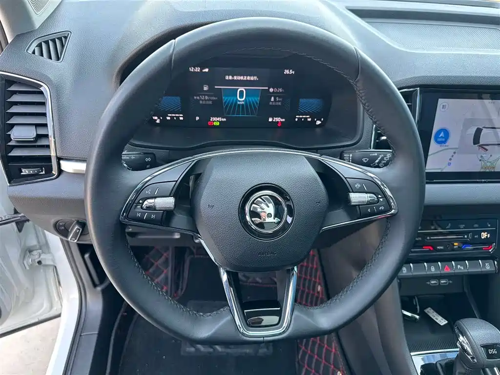 Škoda Karoq 2023 TSI280 Premium Edition фото 11