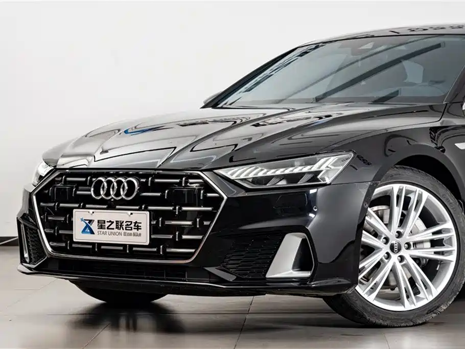 Audi A7L 2024 45 TFSI quattro Premium Luxury фото 3