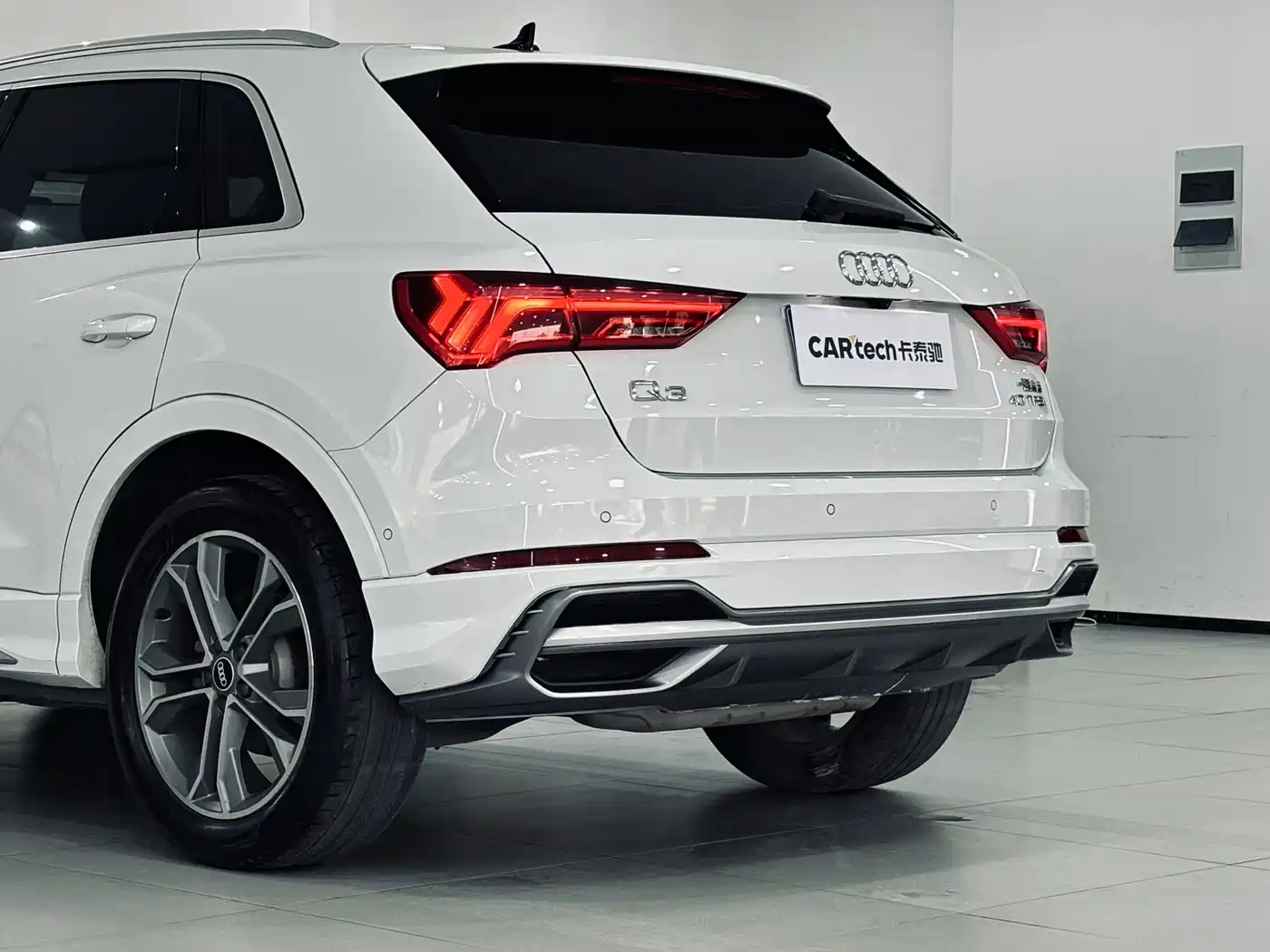 Audi Q3 2021 40 TFSI Fashion Sport фото 2
