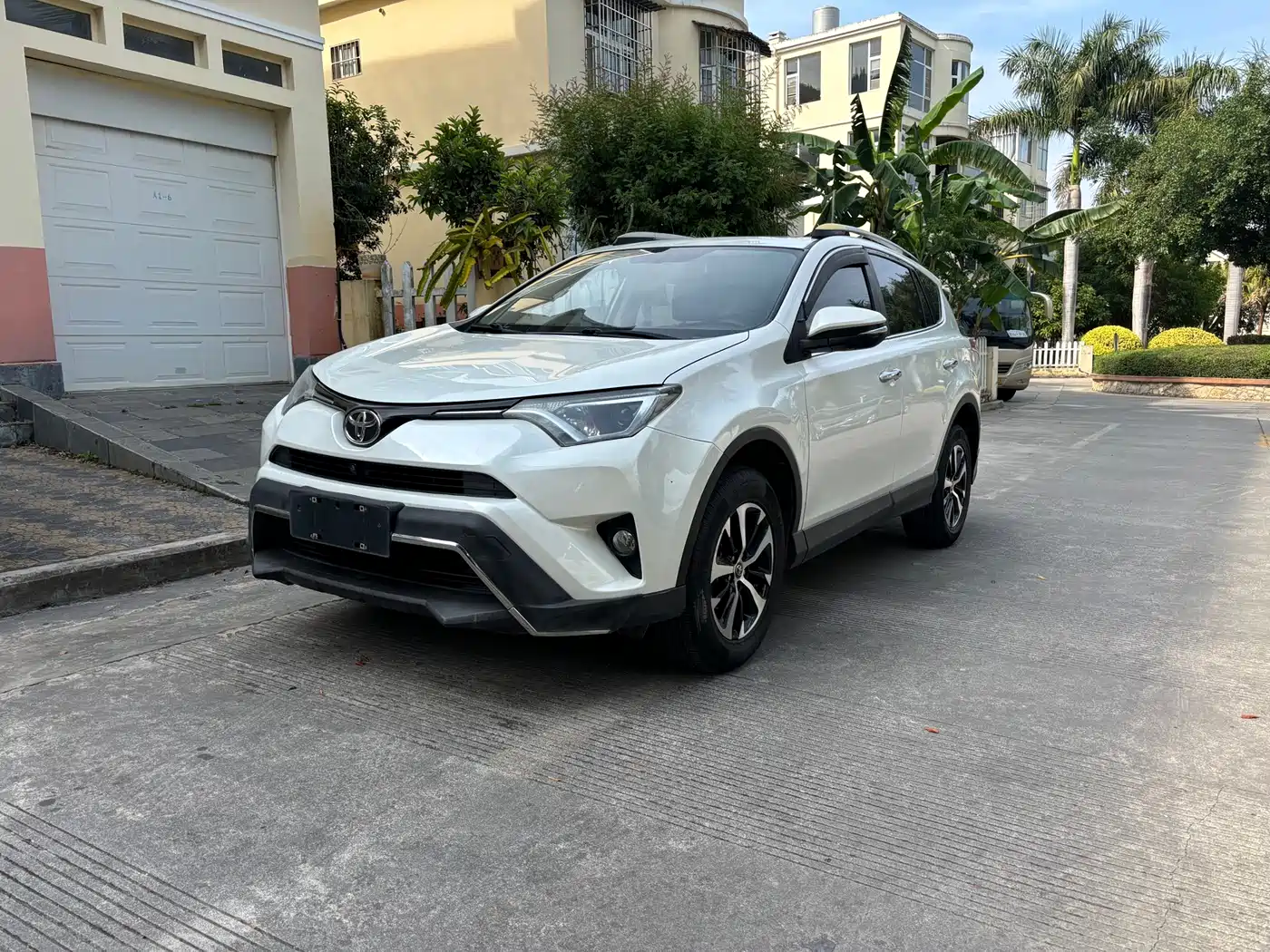 Toyota RAV4 Rongfang 2016 2.0L CVT 2WD Trend (China V)