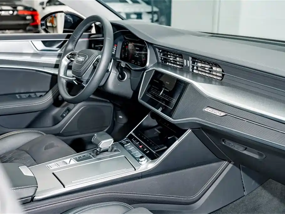 Audi A7L 2024 45 TFSI quattro Premium Luxury фото 18