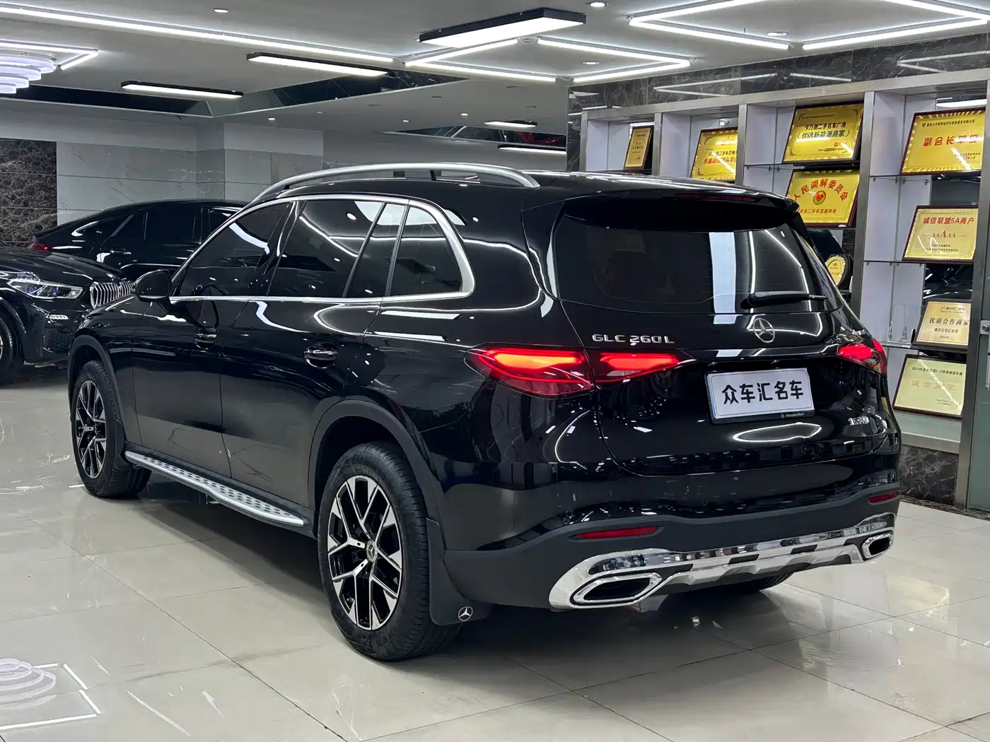 Mercedes-Benz GLC 2024 GLC 260 L 4MATIC Dynamic 5-seater фото 4
