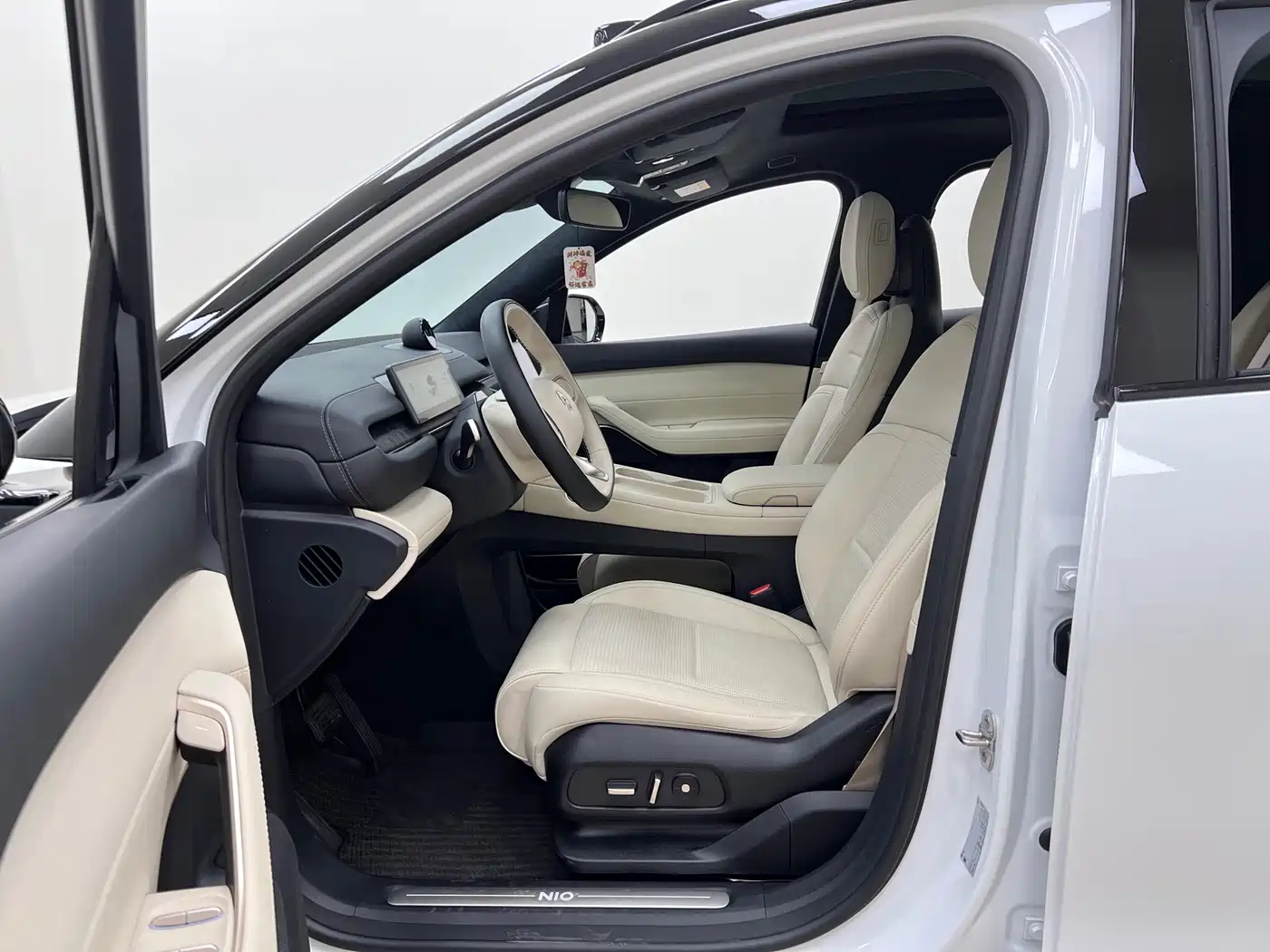 NIO NIO ES6