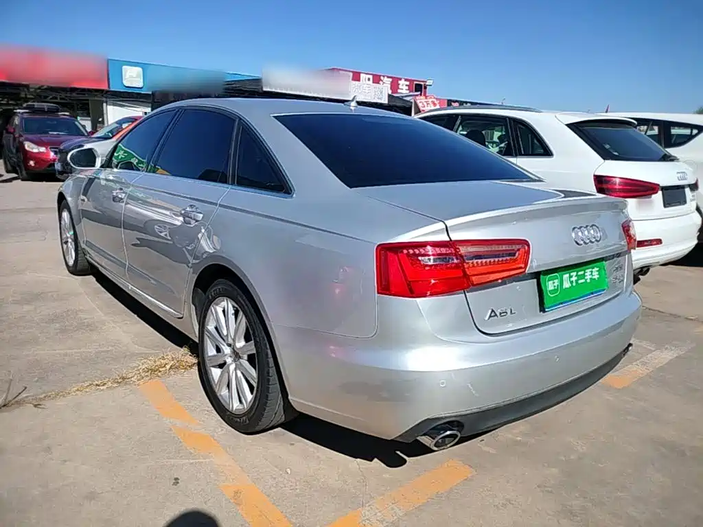 Фото 5 - Audi A6L