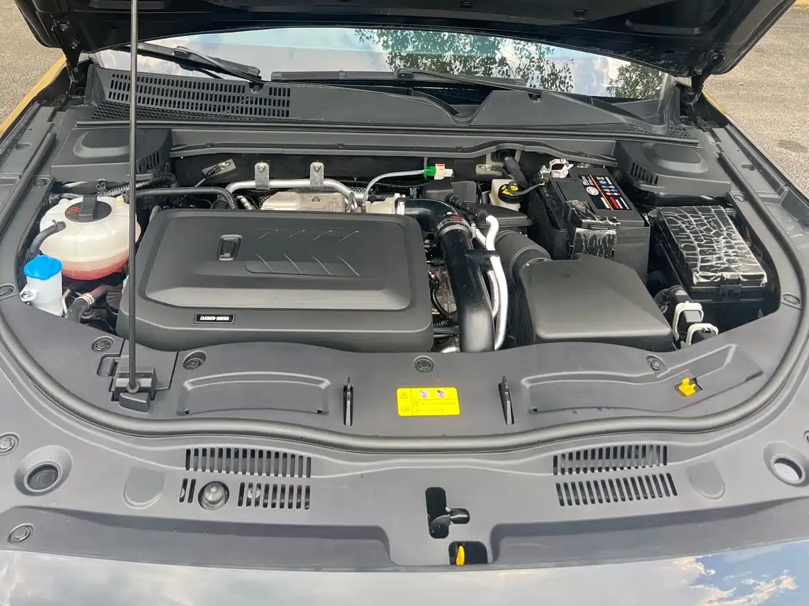 Besturn B70 2025 2025 Dragon Glory Edition 1.5T Premium