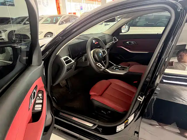 BMW i3 2025 eDrive 35 L — фото 4