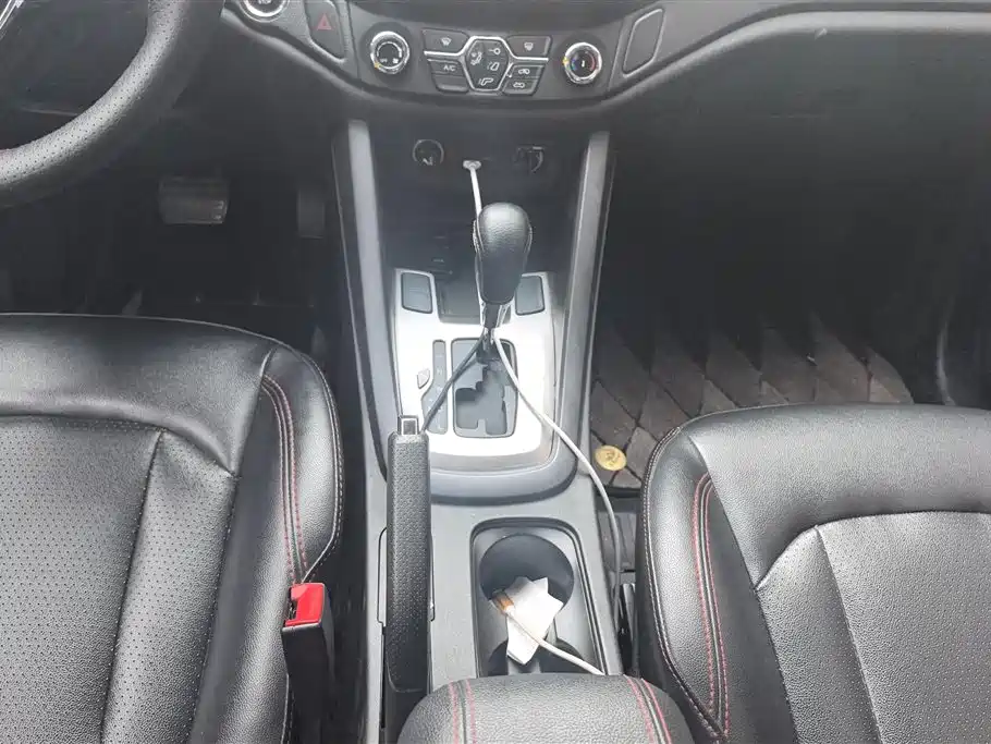 CHERY TIGGO 5