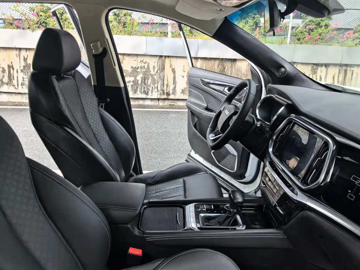 Jetour X90 2019 2019 1.5T Auto Smart 6-seater China V