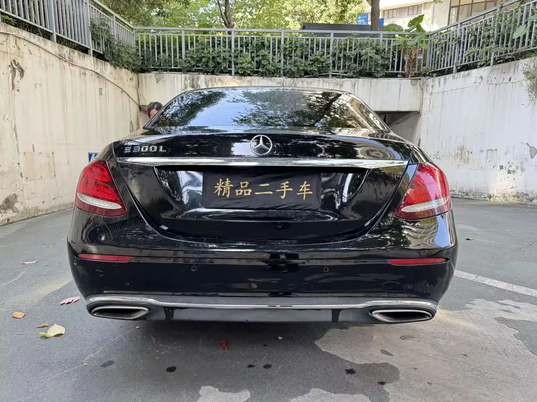 Фото 19 - Mercedes-Benz E-Class