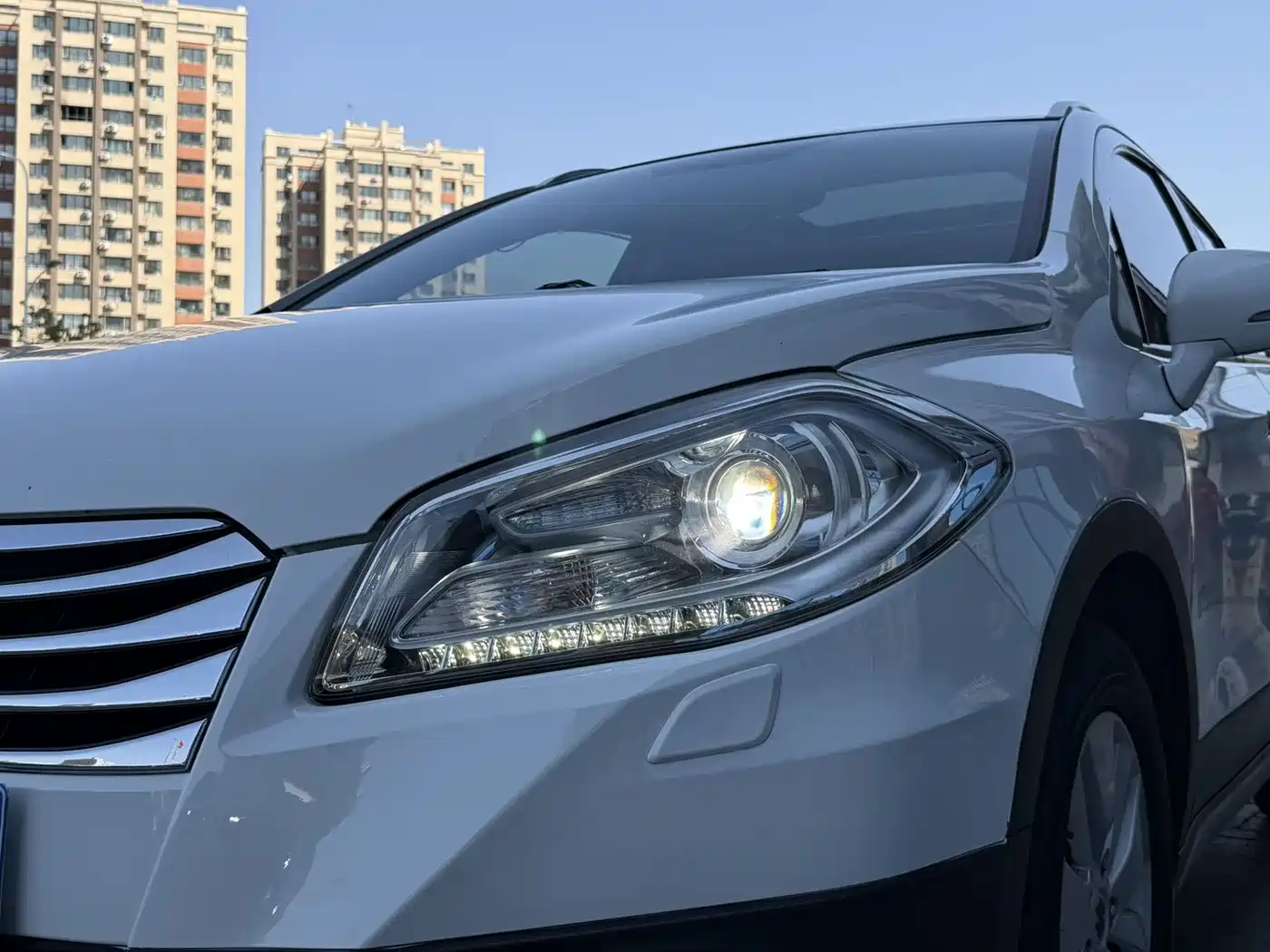 Suzuki SX4 S-Cross 2014 2014 1.6L CVT 2WD Elite