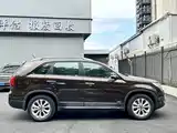 Фото 6 - Kia Sorento