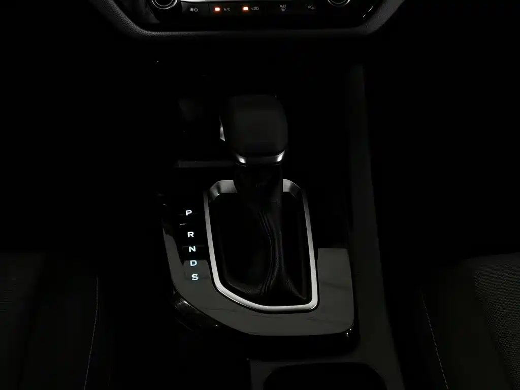 Ford Escort 2022 2021 1.5L Automatic Gold Edition