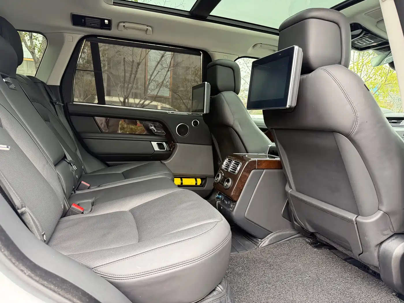 LAND ROVER RANGE ROVER