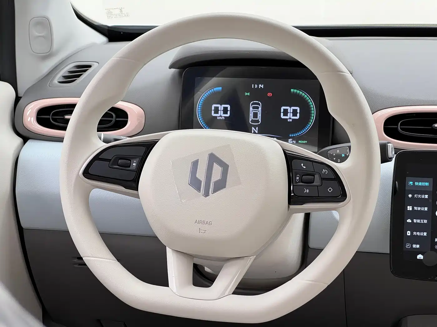 ZERO-RUNNING CAR ZERO RUN T03
