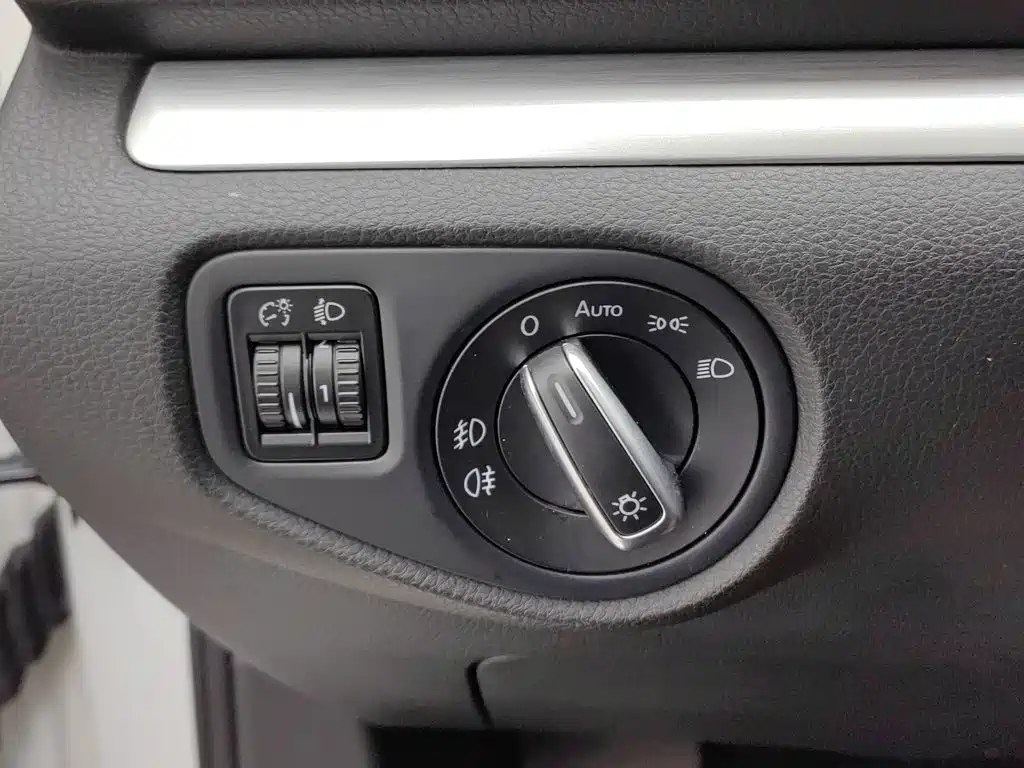 Фото 21 - Volkswagen Sharan