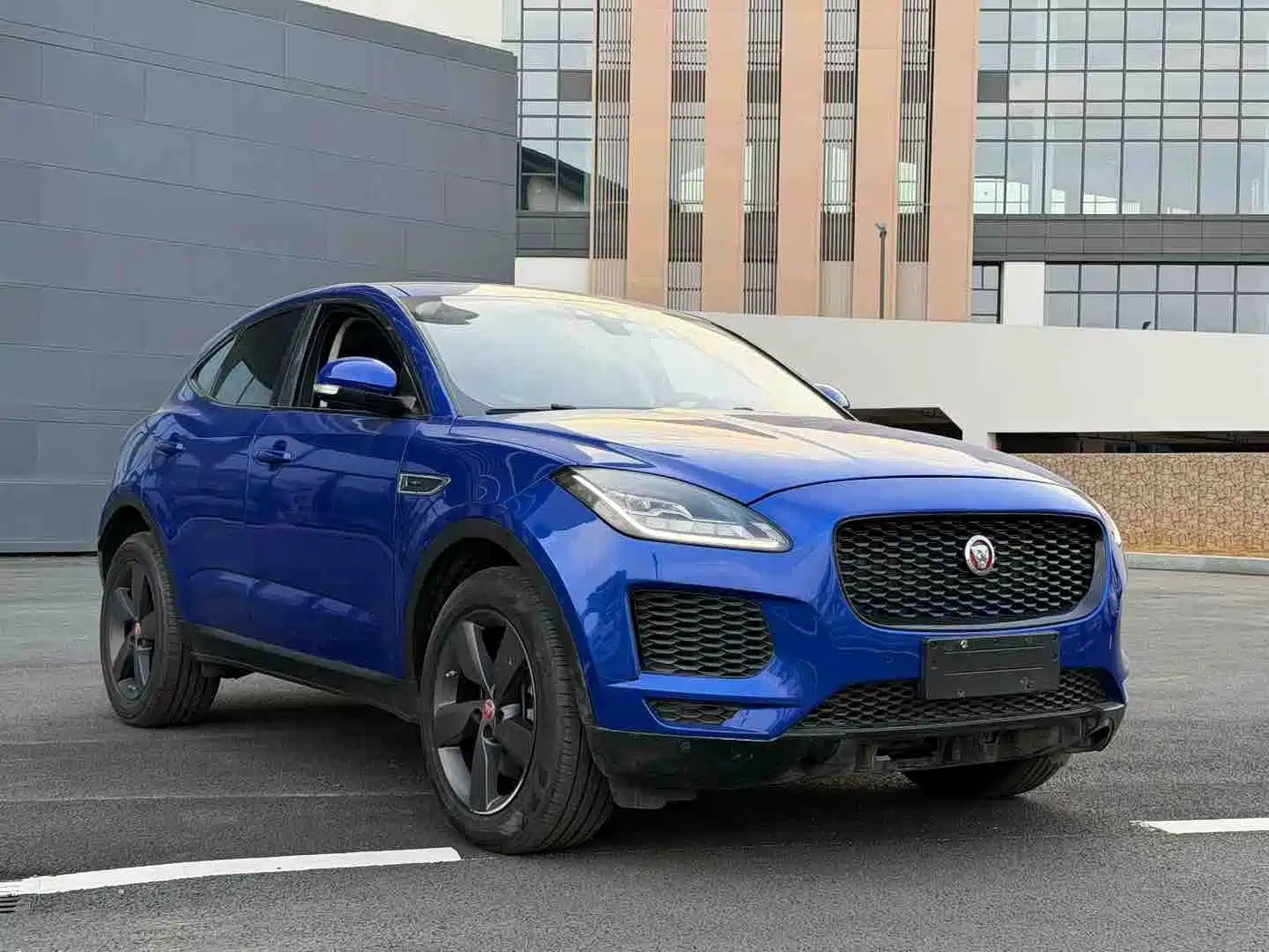 Photo 3 - Jaguar E-PACE