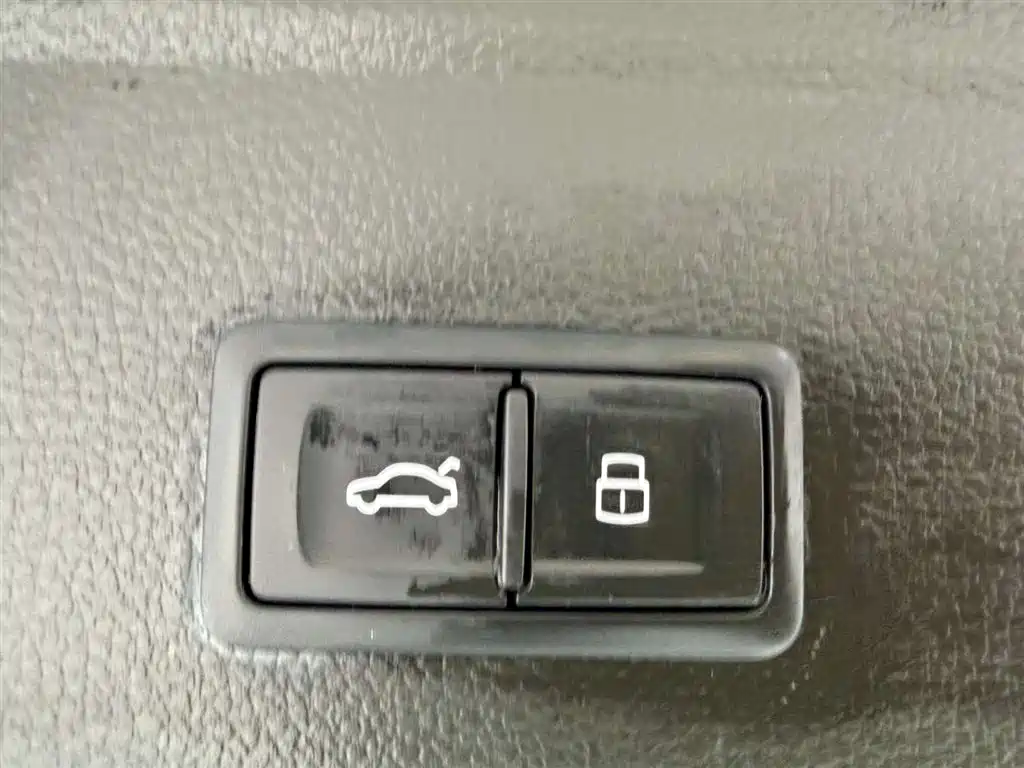 Audi Q5L 2022 45T Luxury Dynamic фото 28