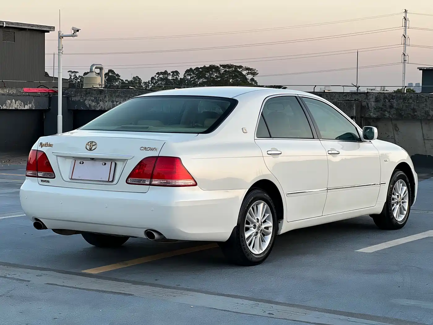 Toyota Crown 2007 2.5L Royal Navigation Edition фото 3