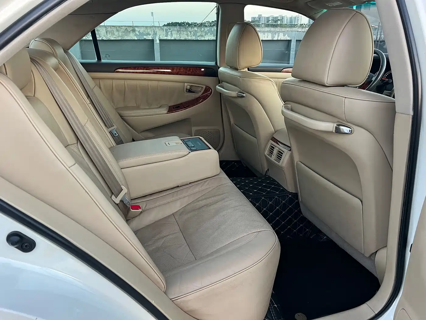 Toyota Crown 2007 2.5L Royal Navigation Edition фото 13