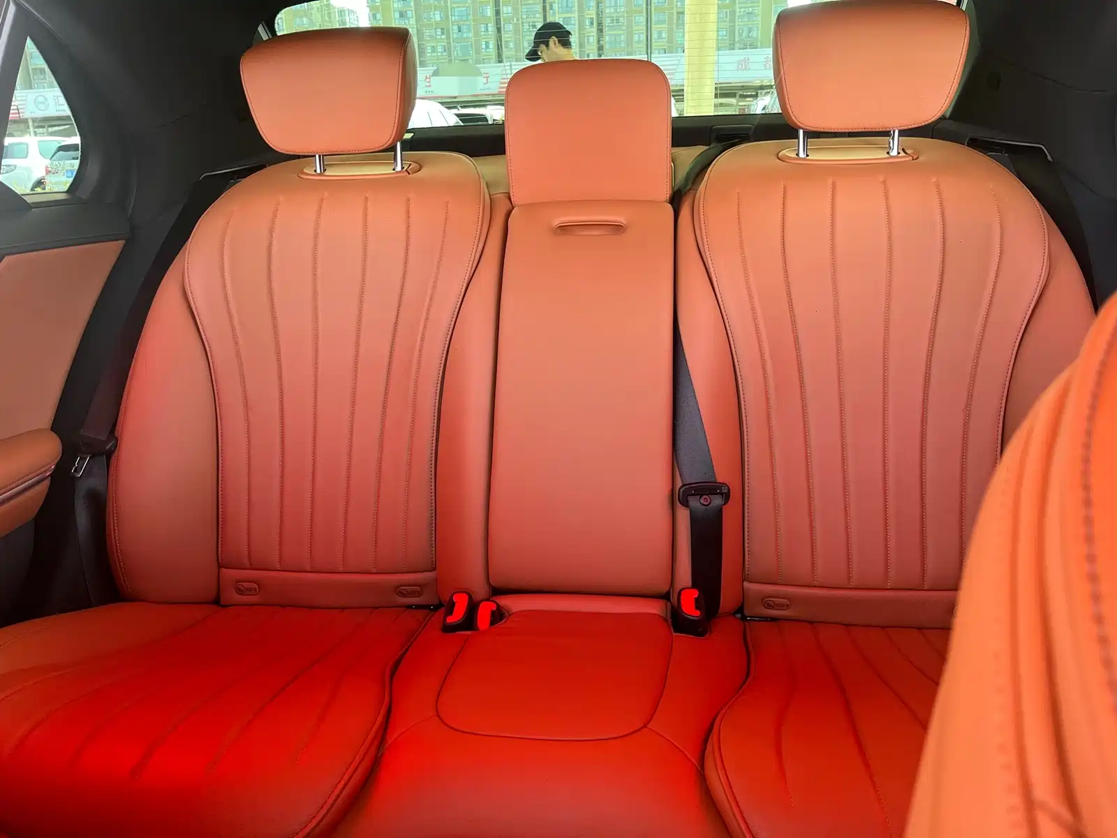 Фото 5 - Mercedes-Benz S-Class