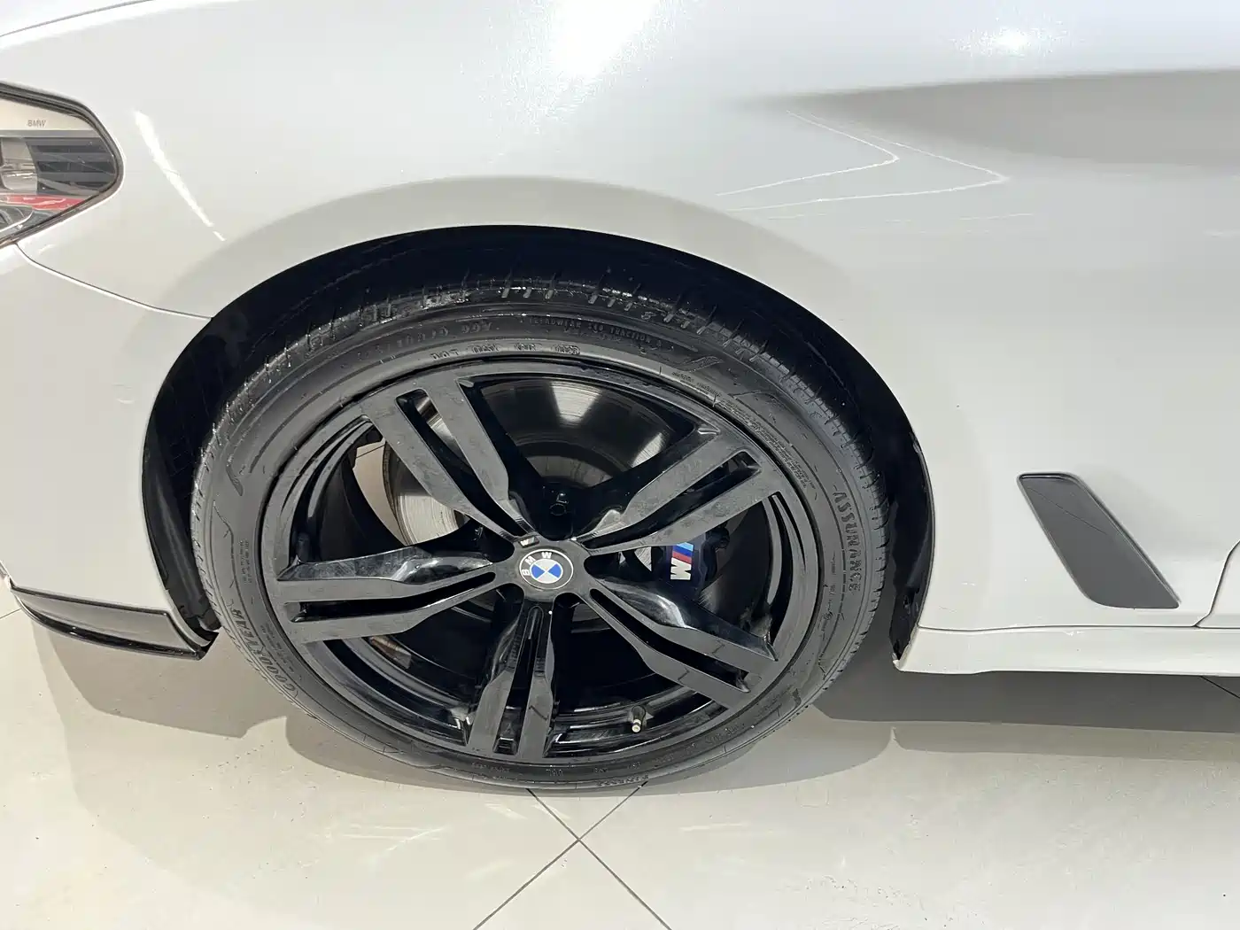 BMW 5 Series 2018 530Li Premium M Sport Package фото 13