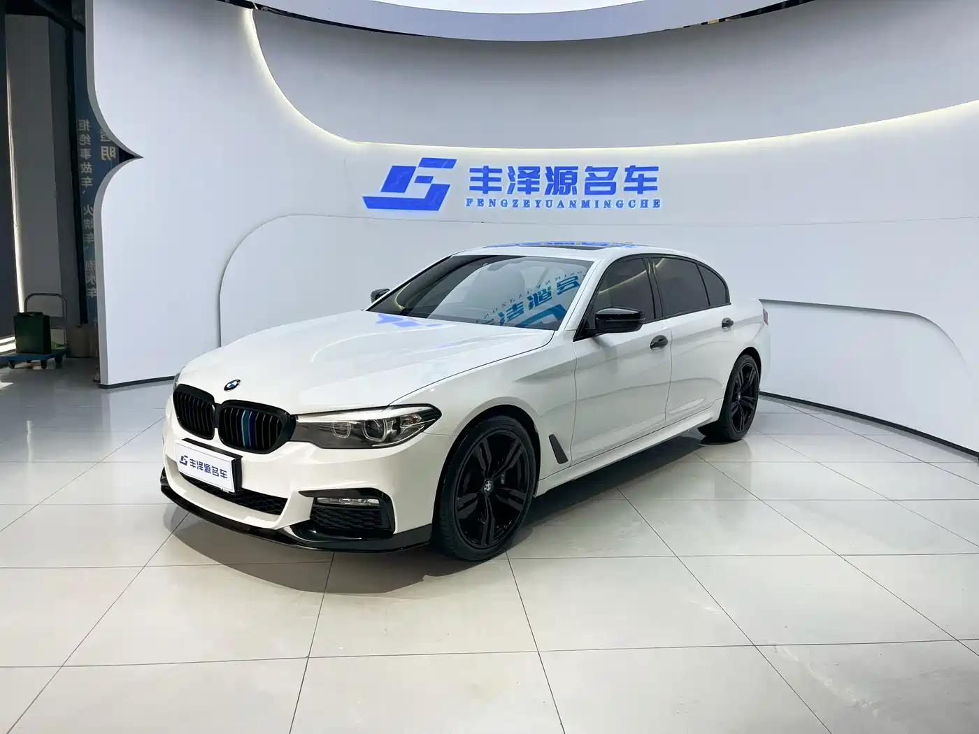 BMW 5 Series 2018 530Li Premium M Sport Package