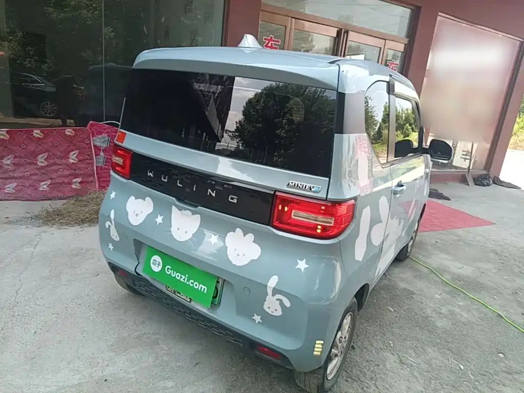 Фото 7 - Wuling Motors Hongguang MINIEV