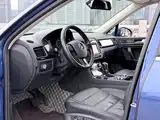 Фото 8 - Volkswagen Touareg