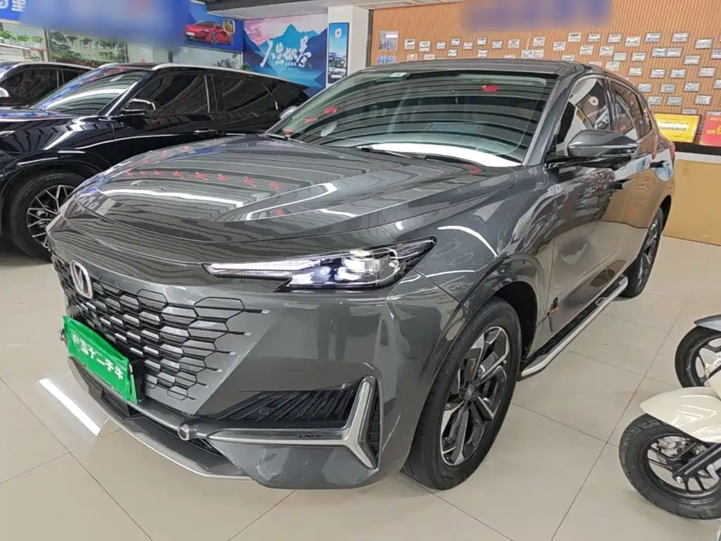Фото 2 - Changan UNI-K iDD