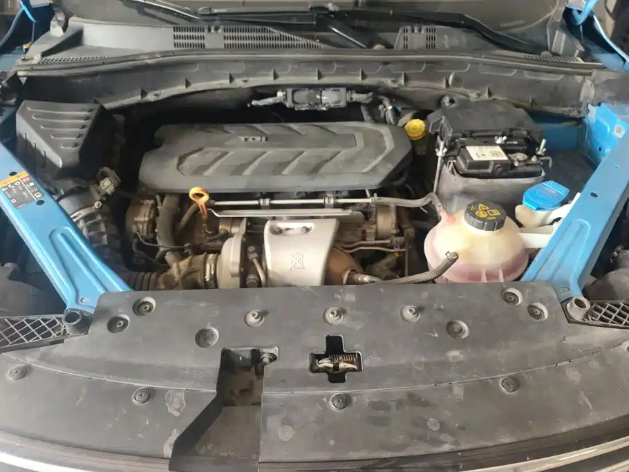 Roewe RX5 2016 2016 30T 4WD Automatic Internet Premium Edition