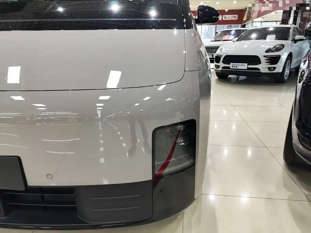 Li Auto MEGA 2024 2024 Ultra