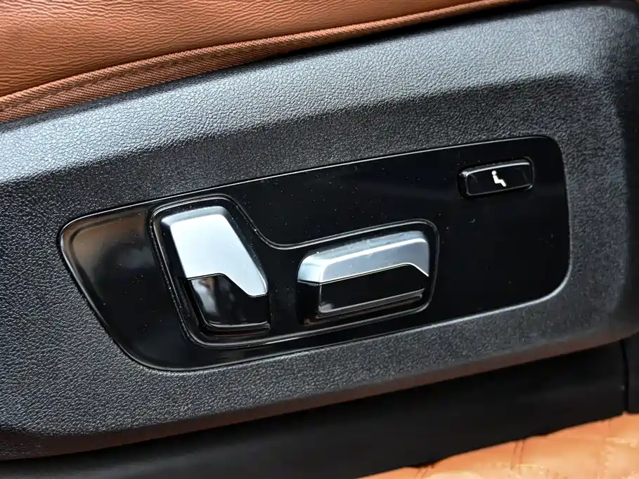 BMW X7 2020 xDrive40i Premium M Sport Package фото 24
