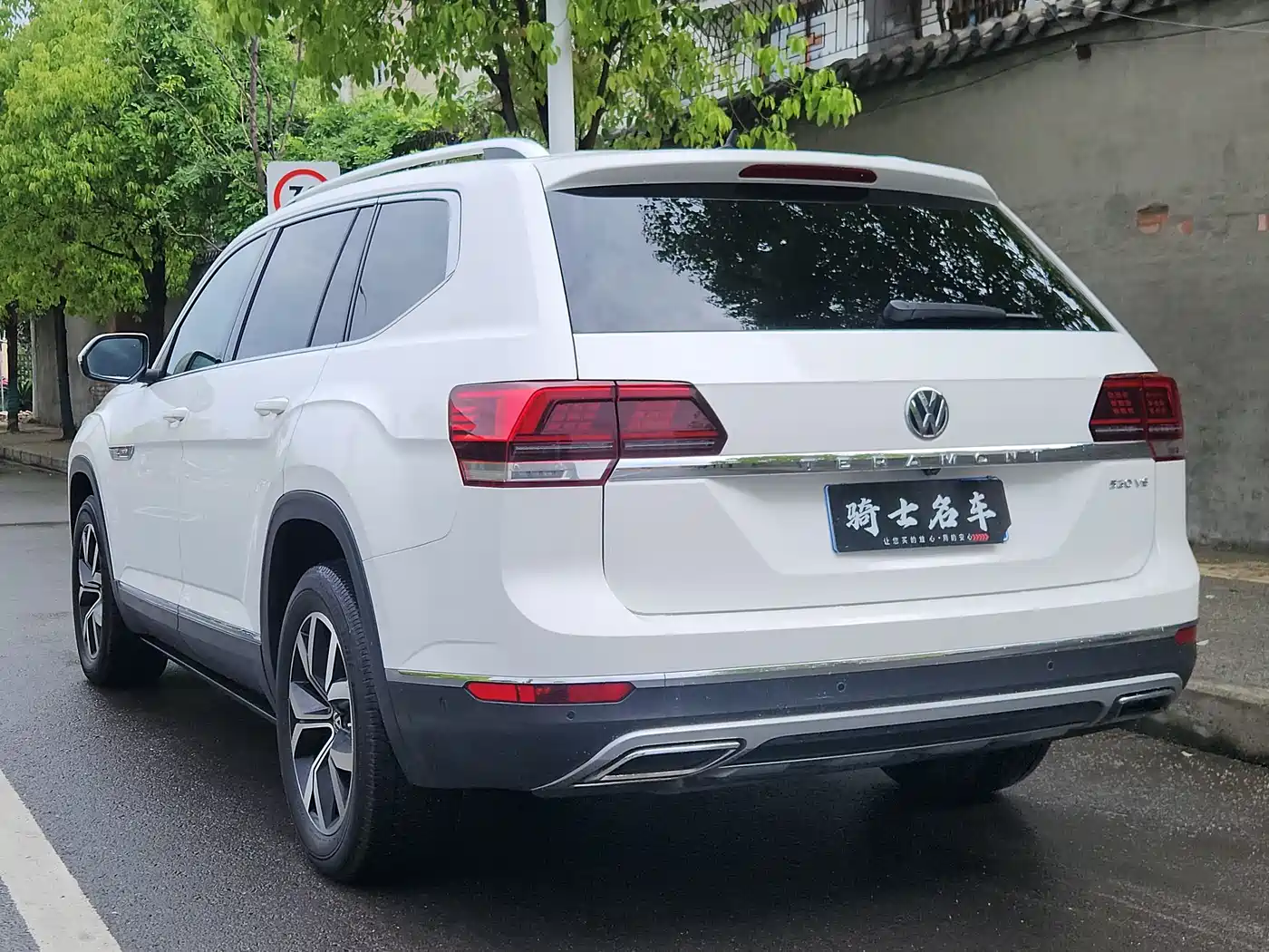 Volkswagen Teramont 2017 530 V6 4WD Luxury Edition фото 7