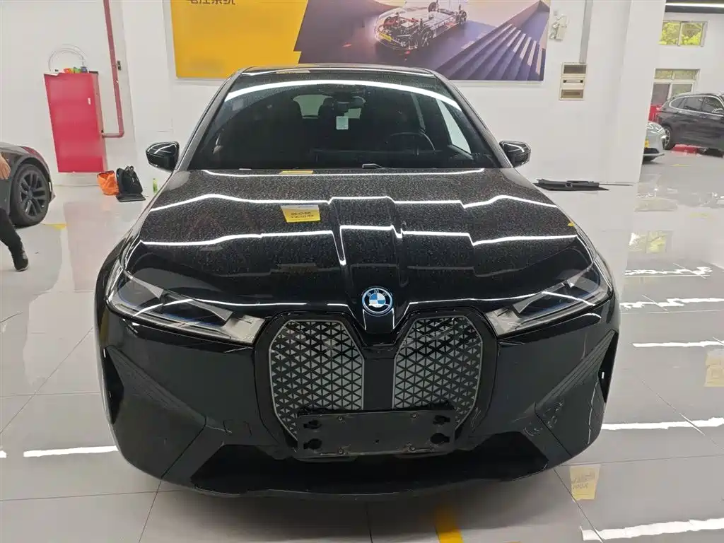 BMW iX 2022 xDrive40 фото 3