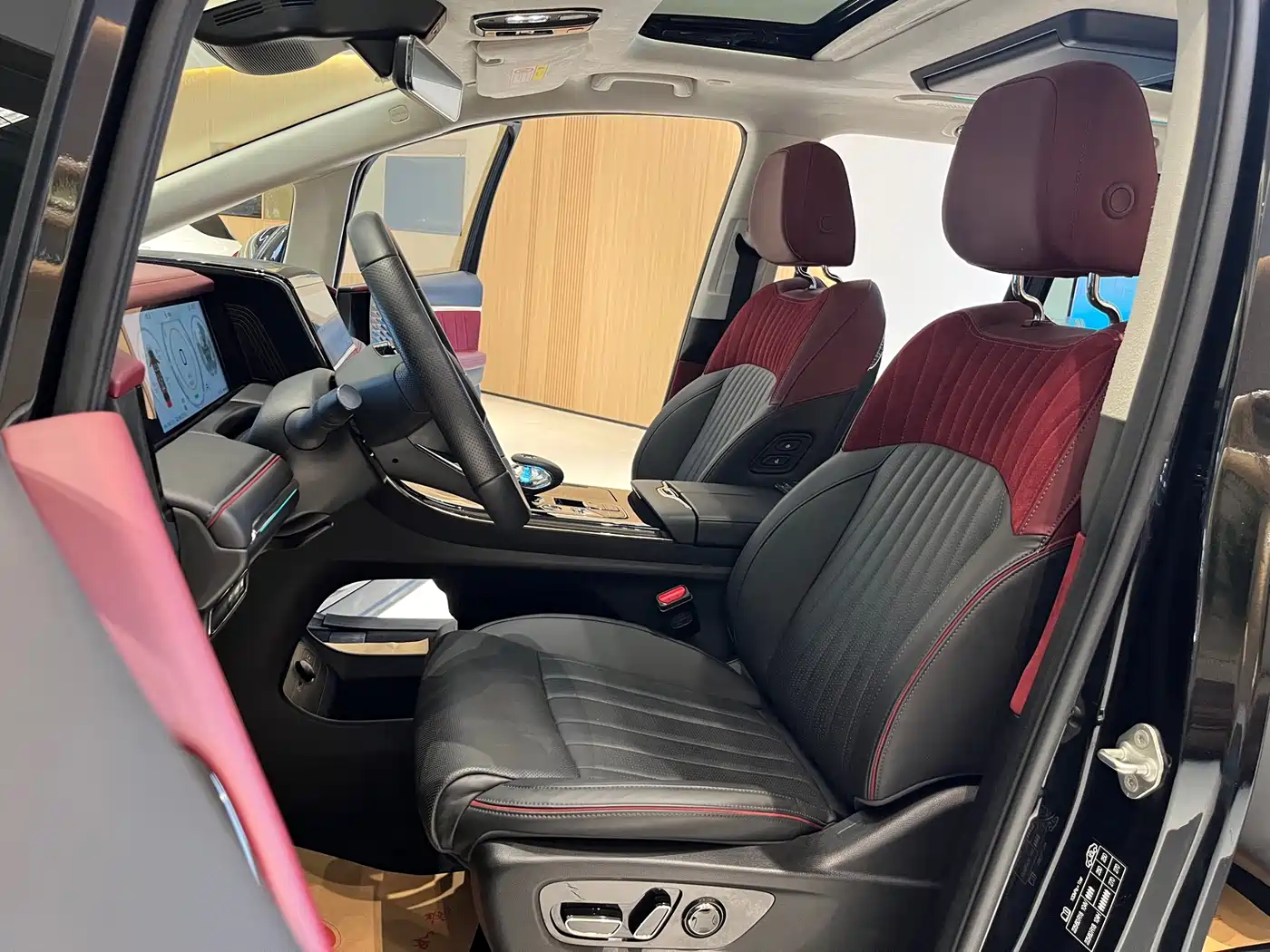 GAC Trumpchi Trumpchi E9 2023 E9 MAX фото 11