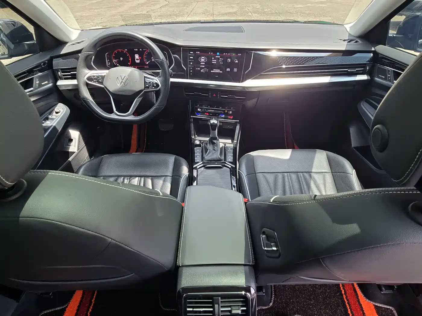 Фото 9 - Volkswagen Passat