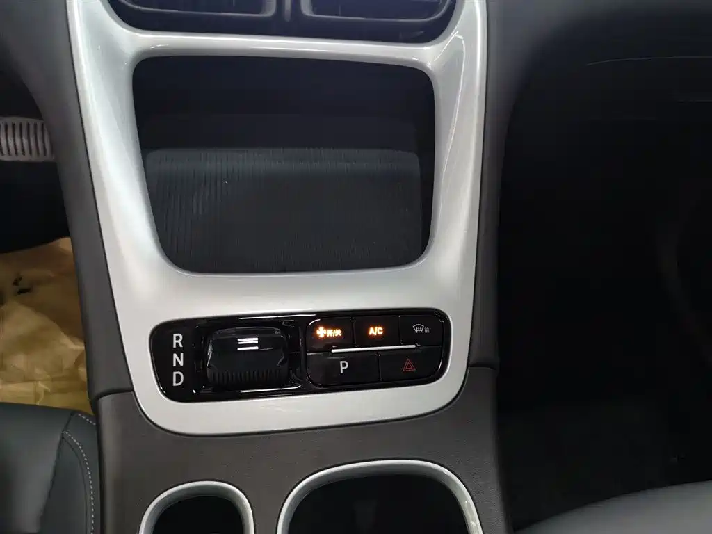 Geely Galaxy Starry Wish 2026 Model 310km Dream Edition фото 14