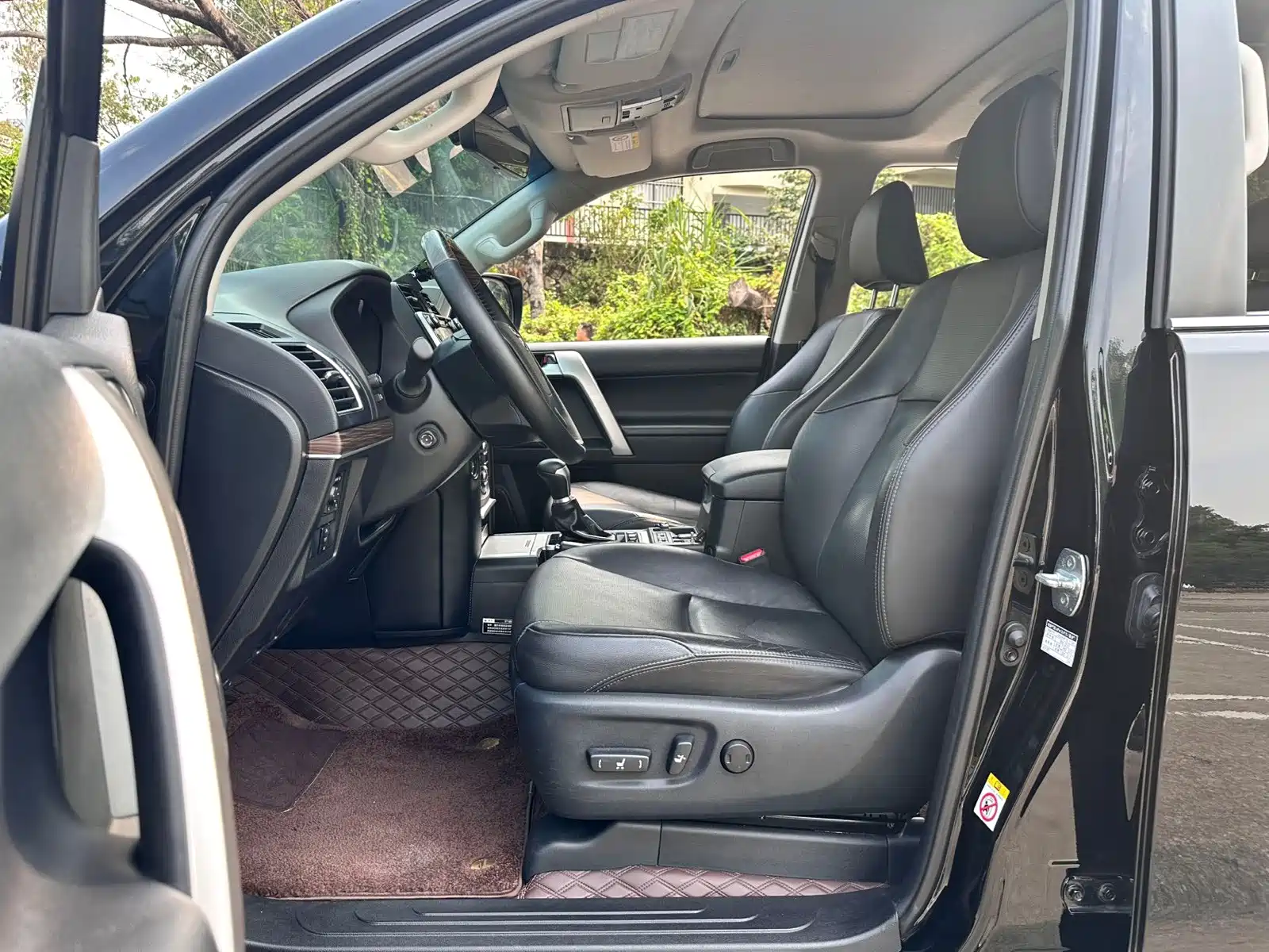Фото 11 - Toyota Prado