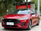 Photo 1 - Ford Focus