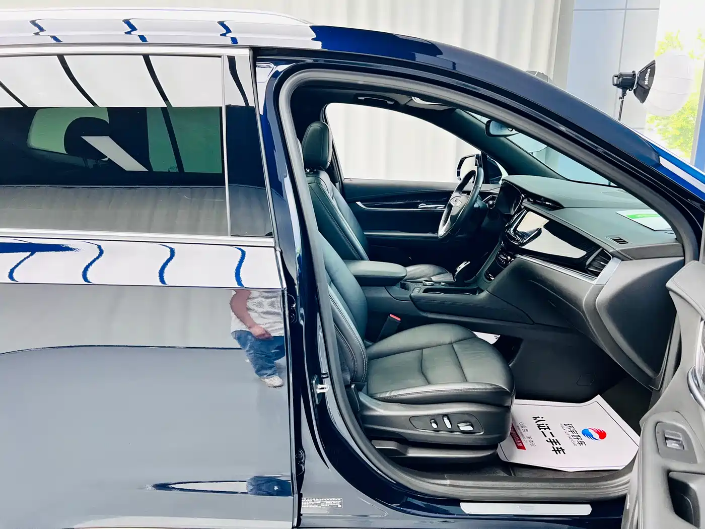 Cadillac XT6 2021 2.0T 6-seater 4WD Luxury фото 28