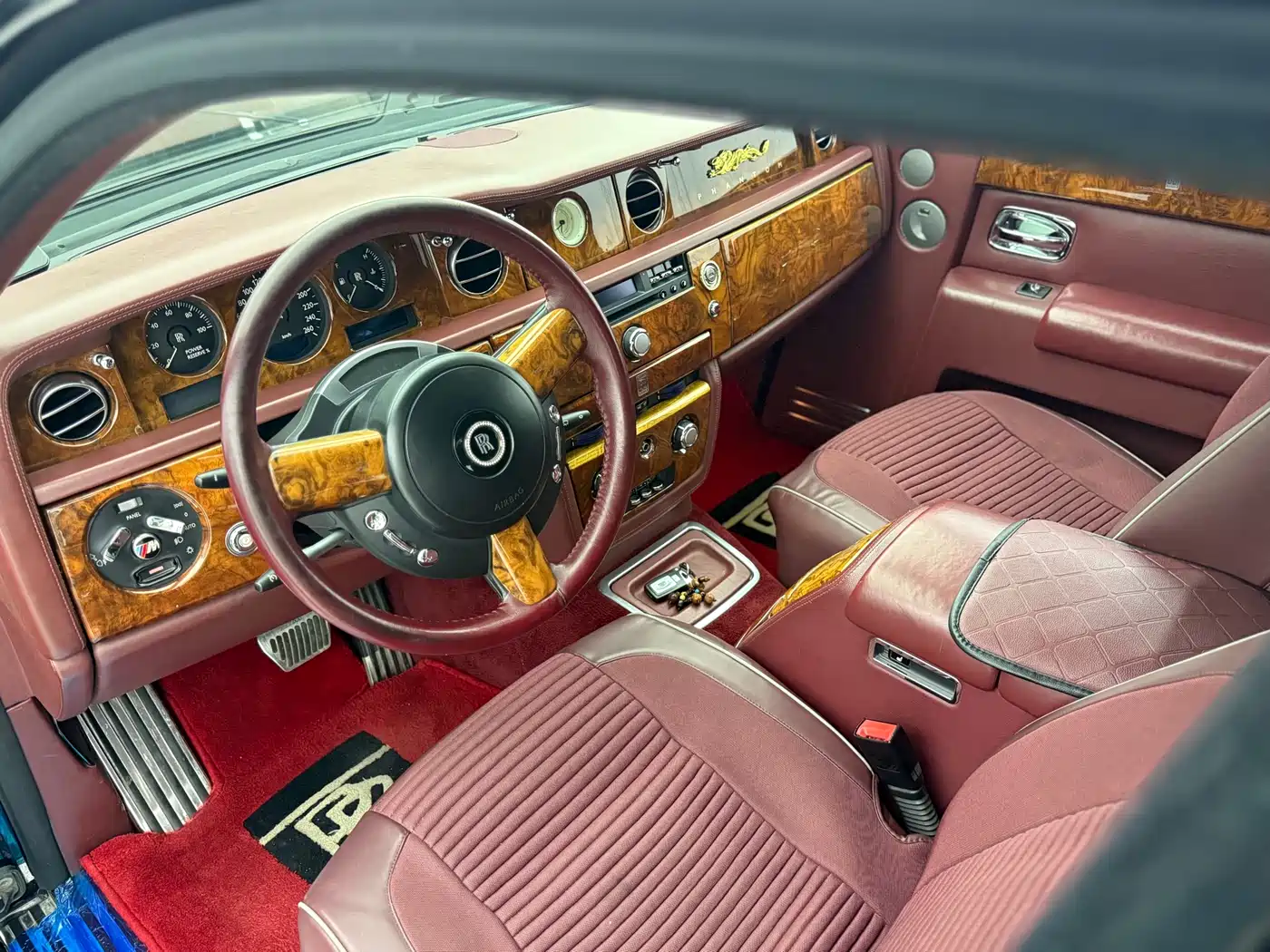 Rolls-Royce Phantom 2006 2004 Model 6.7L Standard Version
