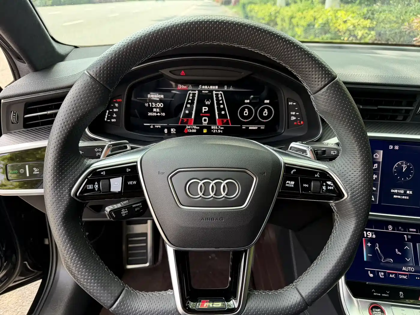 Audi RS 6 2021 RS 6 4.0T Avant фото 16