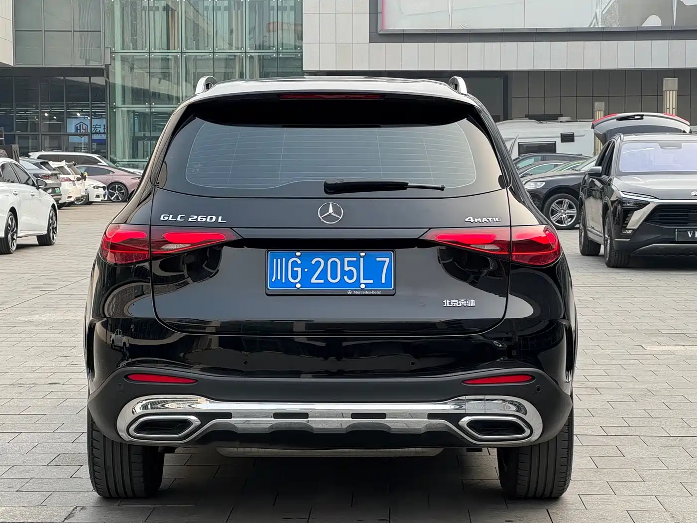 Mercedes-Benz GLC 2023 GLC 260 L 4MATIC Luxury 5-Seater фото 8