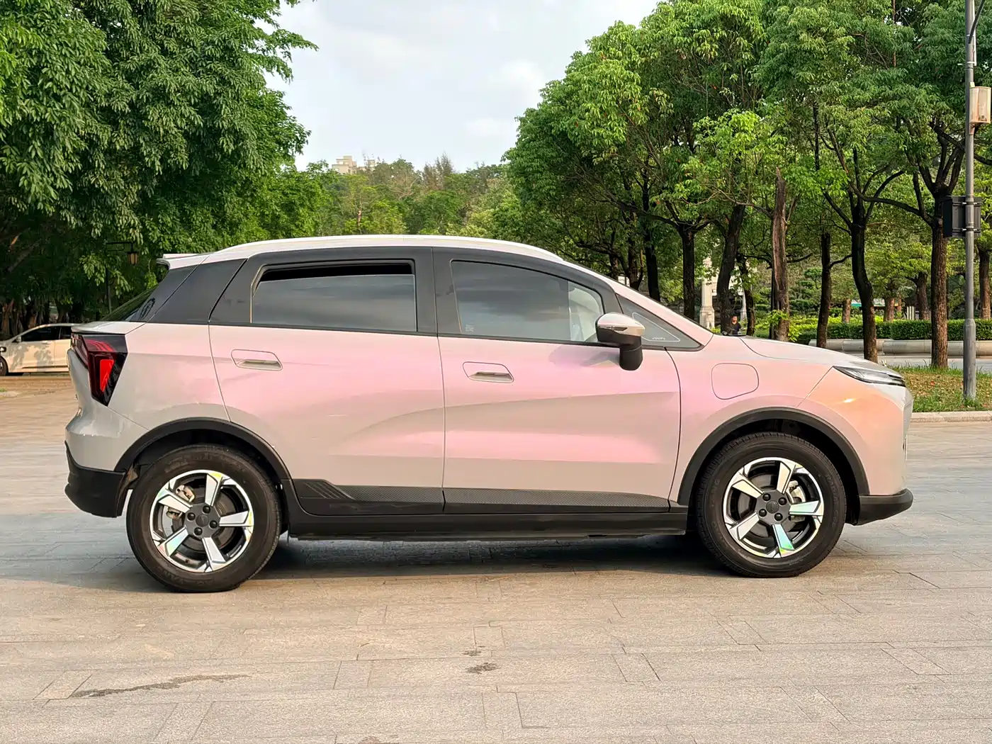 GEELY GEOMETRY E FIREFLY