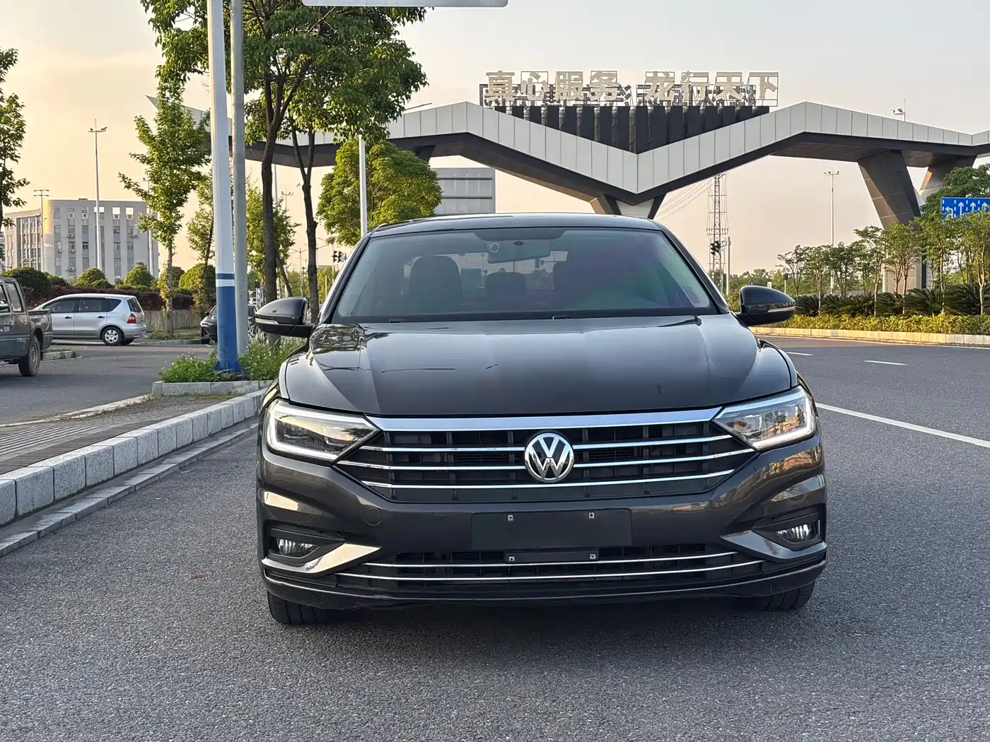 Volkswagen Sagitar 2021 280TSI DSG Comfort Smart Connect Edition фото 2
