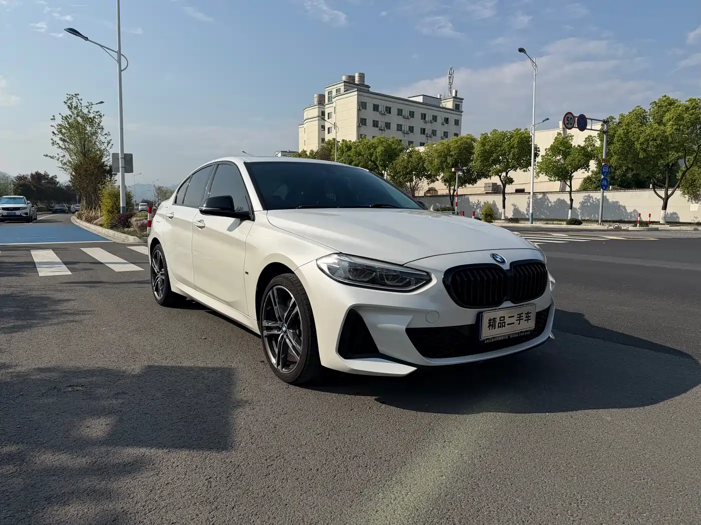 BMW 1 Series 2021 125i M Sport Black Night Edition фото 3