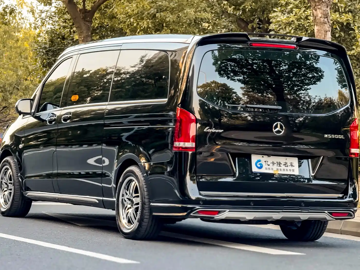 Mercedes-Benz Vito 2023 2.0T Business 7-Seater фото 39